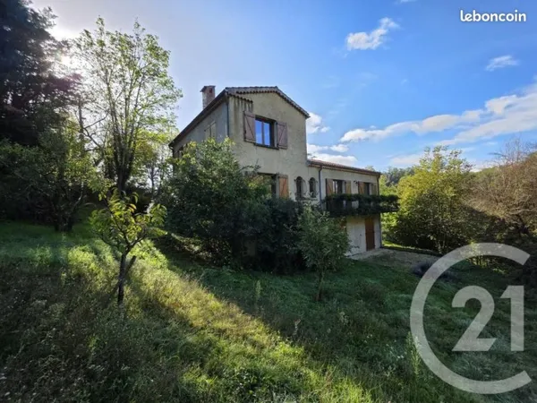 Villa 7 pièces 155 m²