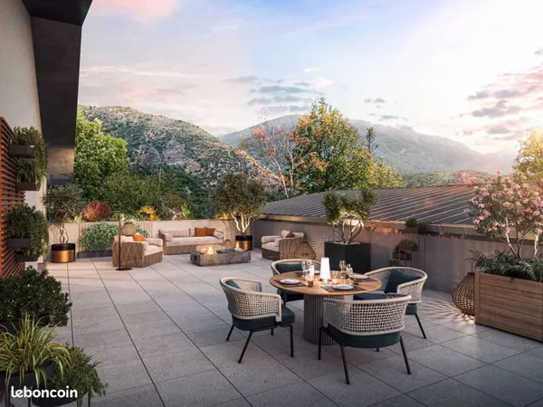 Appartement T5 en dernier étage de 125m² avec terrasse de 82m²