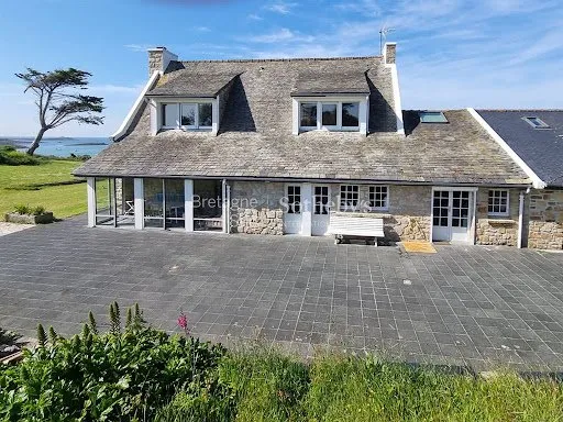Maison 10 pièces 180 m²