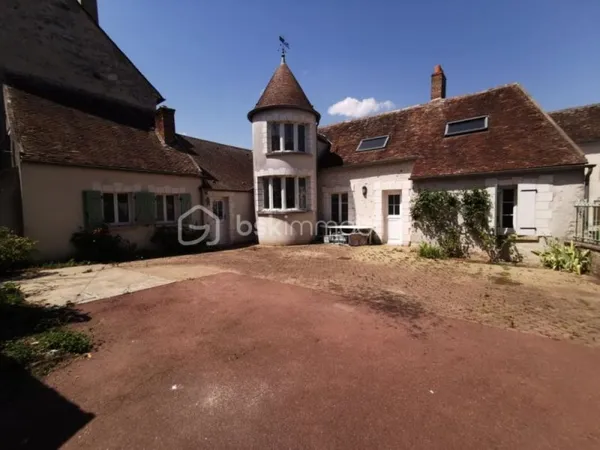 CHEVANNES - COEUR DU VILLAGE