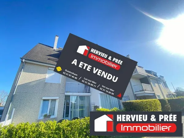 EXCLUSIVITÉ : Appartement Duplex 2 Pièces à Vendre à Luc-sur-Mer - Proche Commerces et Mer'