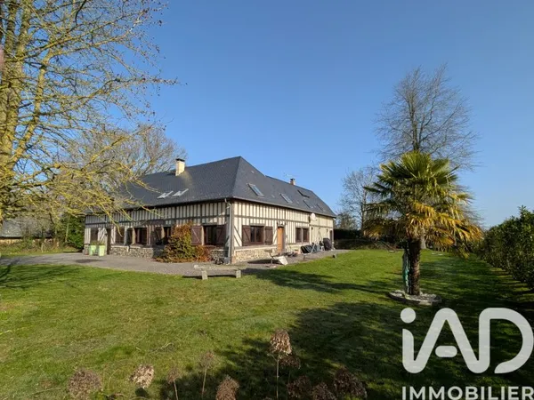 Maison 9 pièces 260 m²