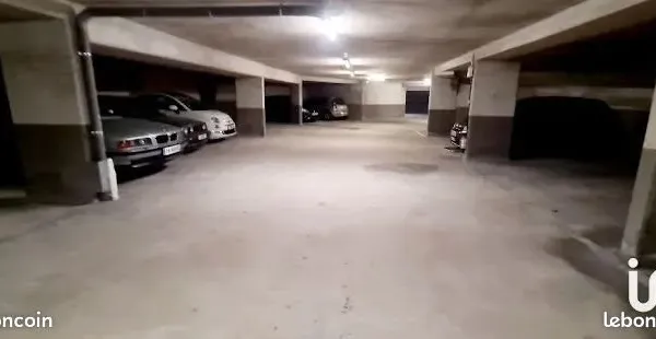 Location place de parking 13010 marseille