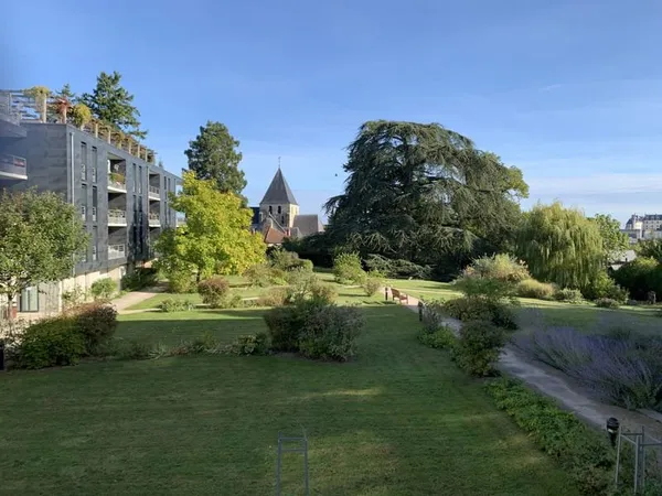 Appartement T3 de 65.81M2 dans résidence de prestige sénior
