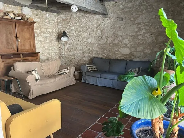 Maison en pierre 175 m2 Garage Jardin avec puits