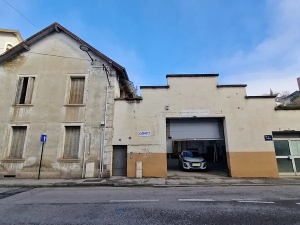 AIX LES BAINS immeuble de rapport