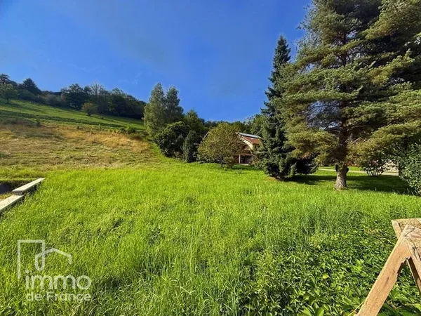 Terrain constructible 1365 m²