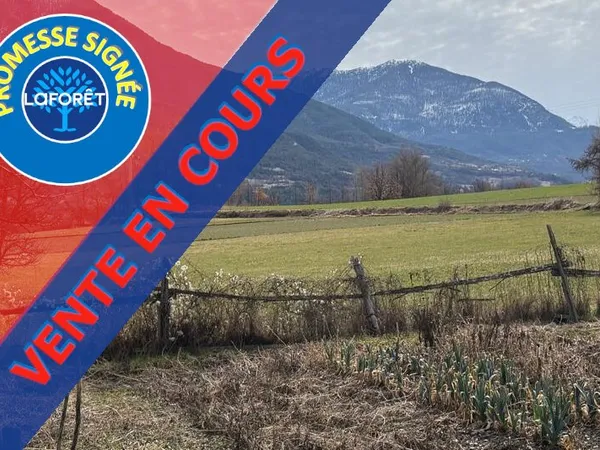 **TERRAIN - CHATEAUROUX LES ALPES - 520 m2