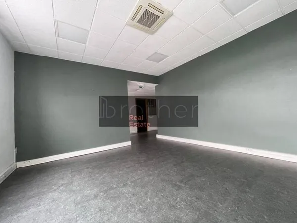 Bureaux 120 m²