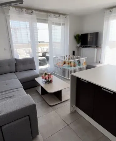 Vend T3 terrasse 180 degrés