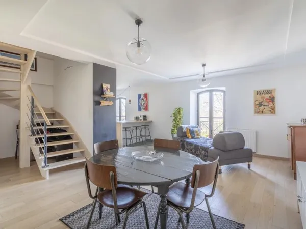 Duplex T4 avec double box centre ville de Gémenos 13420