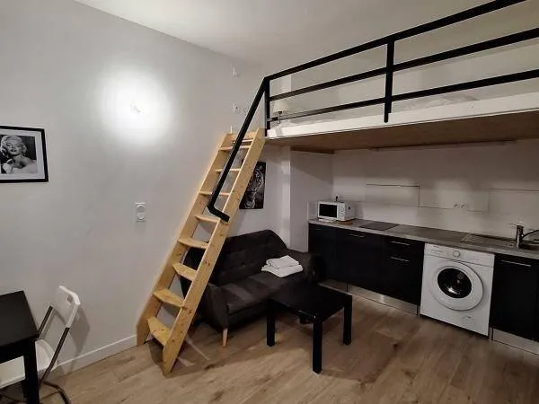 Appartement 1 pièce 15 m²