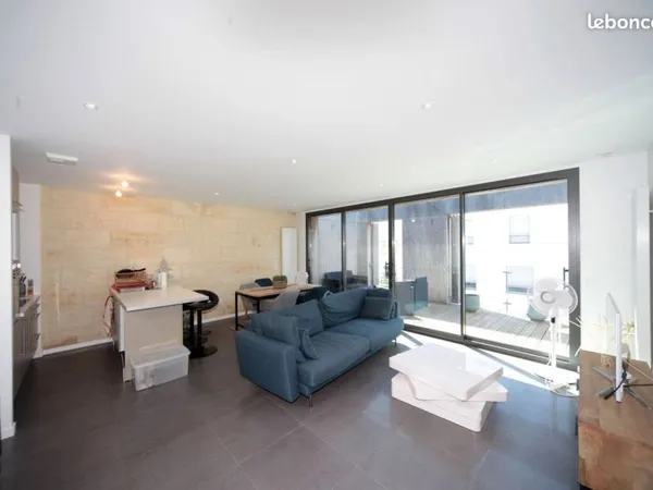 T3 duplex standing secteur Galin rive droite avec terrasse