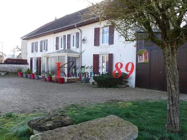 Maison 9 pièces 250 m²