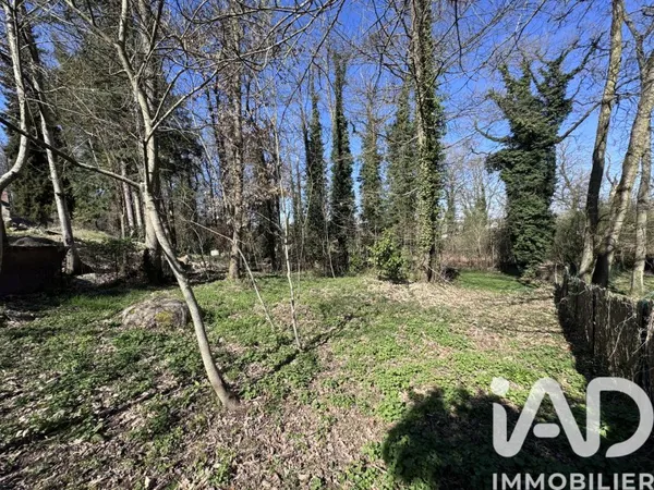 Terrain 2349 m²