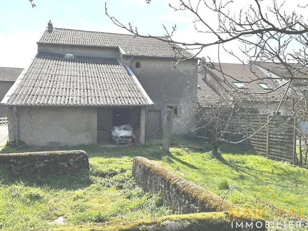 GRANDE MAISON A RENOVER