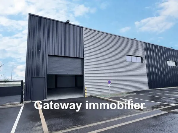 LOCATION ENTREPÔT 330m2 CLERMONT-FERRAND