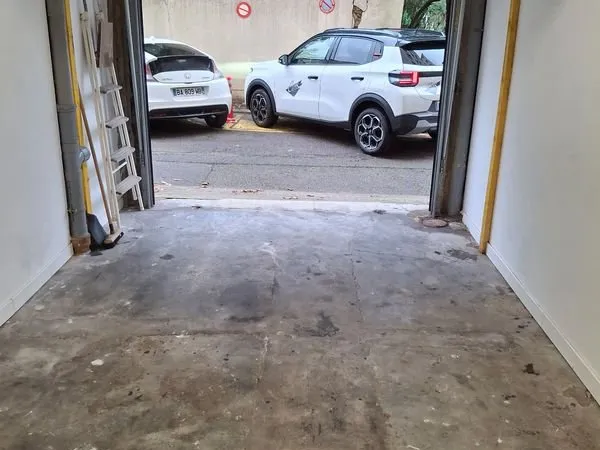 Location de box de 15m2 Idéal pour les pros
