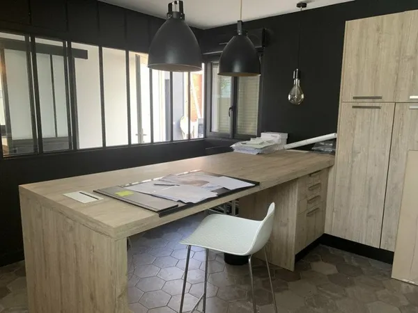 Bureau 23 m²