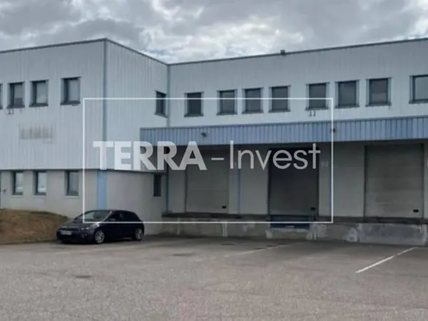 Entrepôt 2229 m²