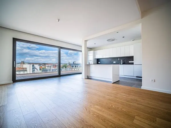 Appartement 4 pièces 151 m²