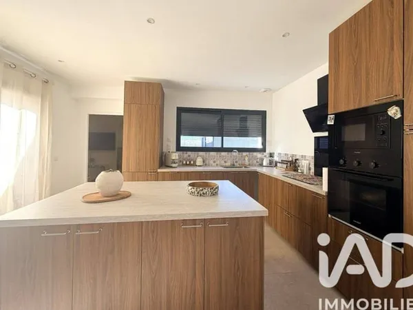 Maison 5 pièces 138 m²
