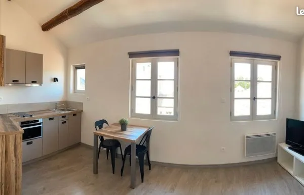 Studio neuf -VUE - CALME- 29m2 EDF INTERNET inclus