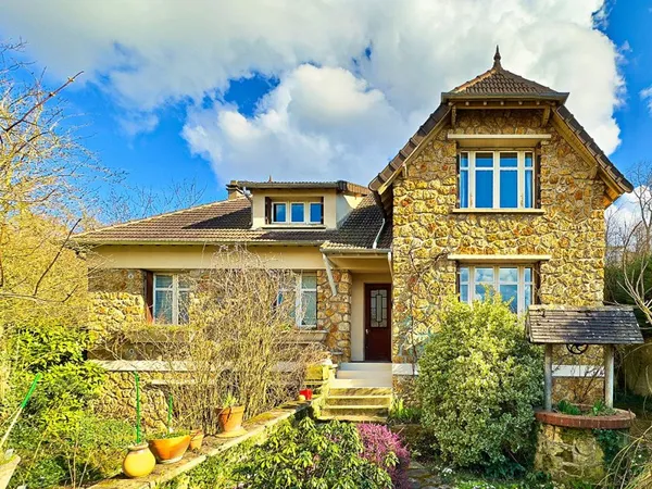 Maison Meulan en Yvelines 6 pièce(s) 144 m² 4 chambres Parcelle 900 m²