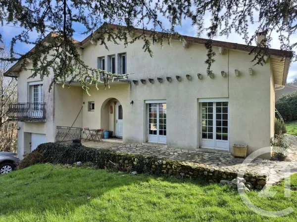 Maison 8 pièces 187 m²