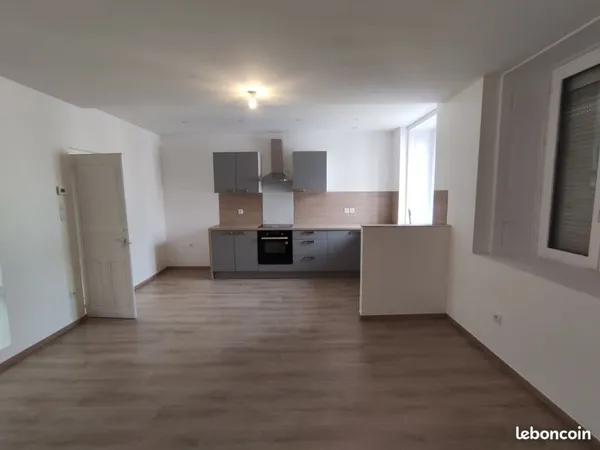 Appartement T4 en centre-ville, récemment rénové