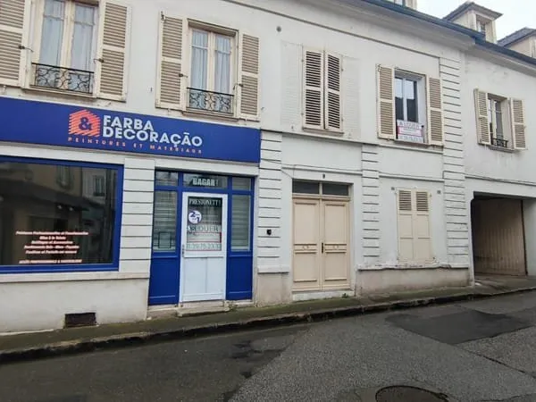 Local commercial centre de Maule