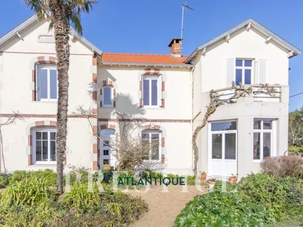SAINTE MARIE SUR MER - VILLA LES ACACIAS - 193 M2 HABITABLES -