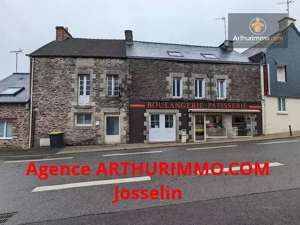 Immeuble 8 pièces 93 m²
