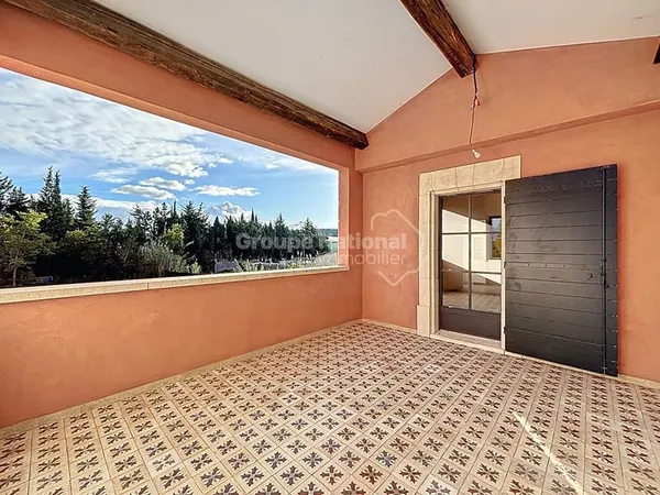 Appartement 110m2 de standing avec terrasse