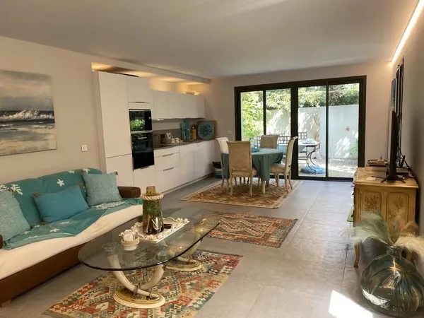 Appartement 2 pièces 97 m²