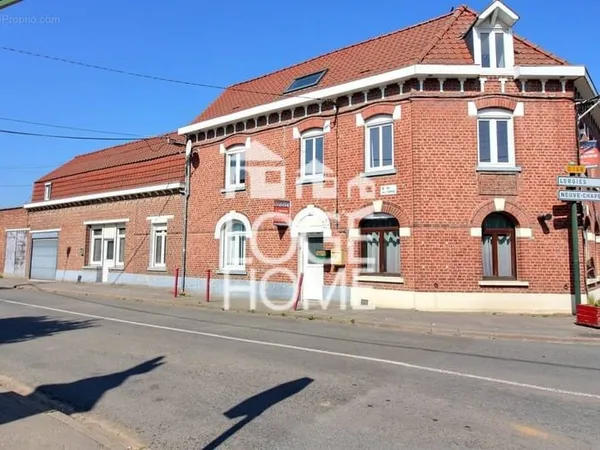 Appartement 8 pièces 207 m²