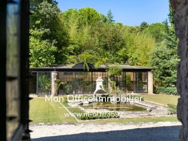 Vends propriété