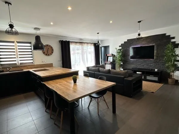 Maison 5 pièces 120 m²