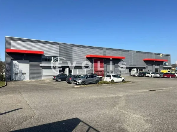Local d'activité 2244 m²