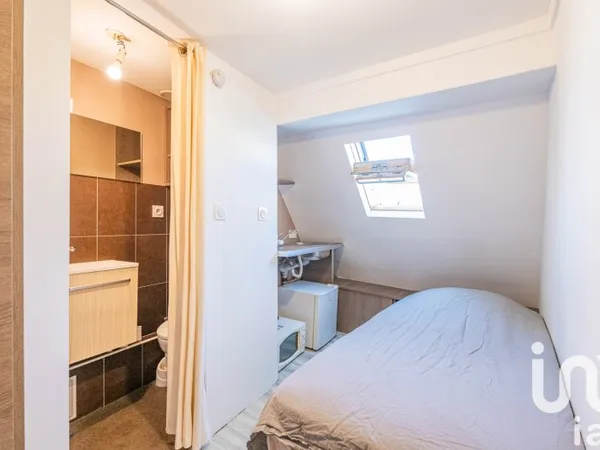Studette 1 pièce 8 m²