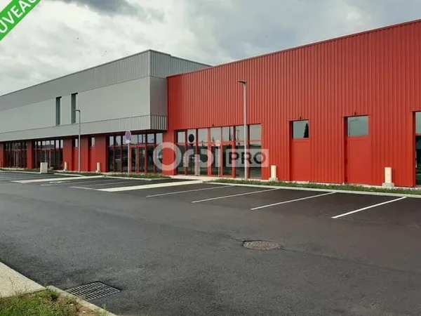Local commercial 780 m²