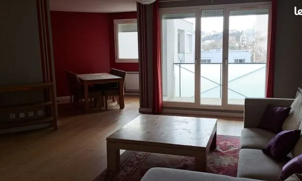 Colocation 2 chambres dans grand F3 meublé Bas de Caluire/Tête d'Or