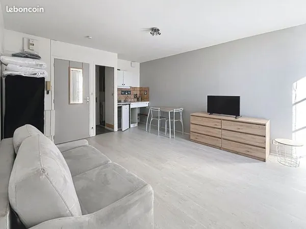 Studio 1 pièce 23 m²