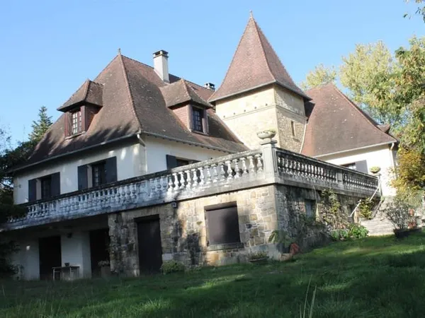 Thiviers, Tres Belle Perigourdine.