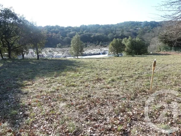 Terrain 1180 m²