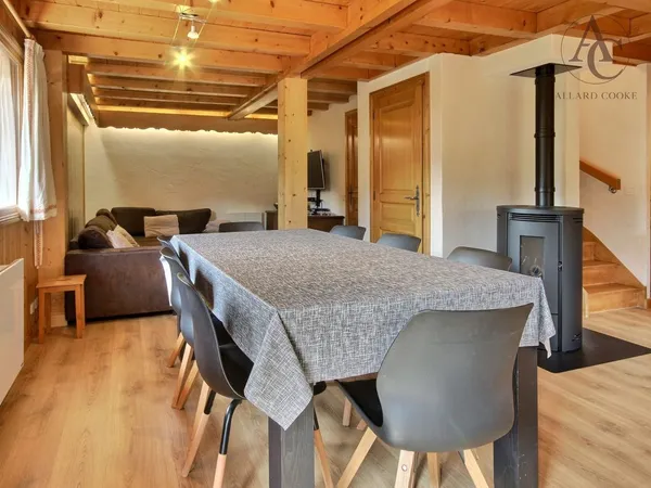 Maison de luxe 7 pièces 142 m²