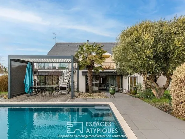 Maison familiale contemporaine aux volumes exceptionnels