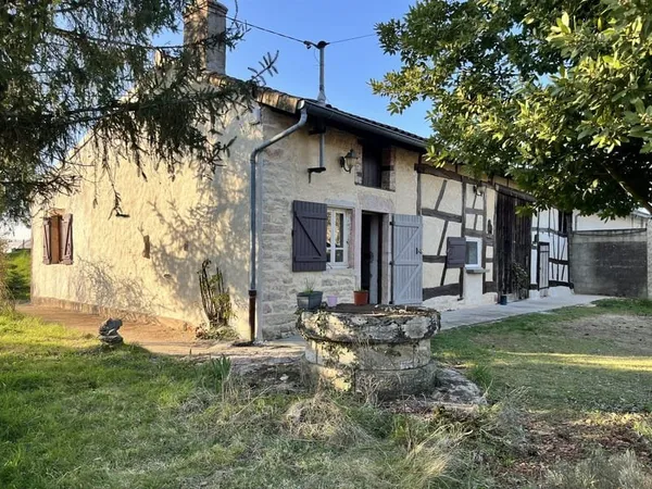 Fermette Sur Agreable Terrain