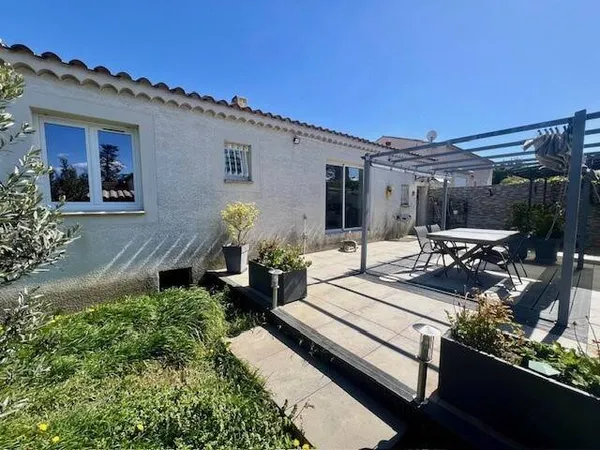 Maison de plain-pied 7 pièces 110 m²