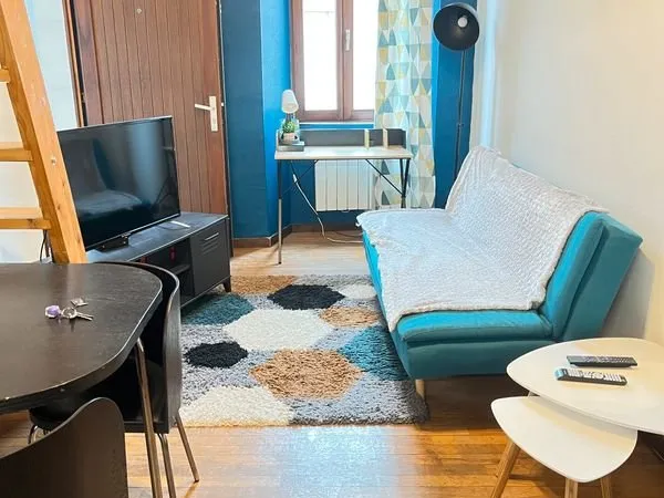 Loue studio meublé